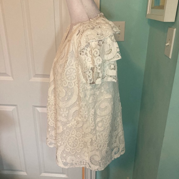 Elegant Lace Cream Top - Picture 16 of 16